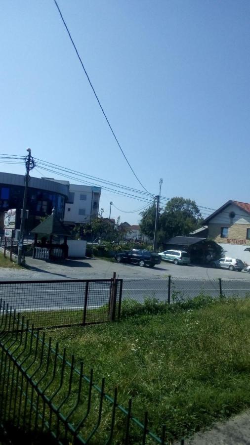 Apartmani Imamovic Dubrave Gornje Exteriér fotografie